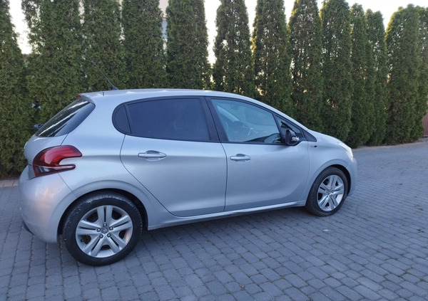 Peugeot 208 cena 18500 przebieg: 96347, rok produkcji 2016 z Izbica Kujawska małe 92